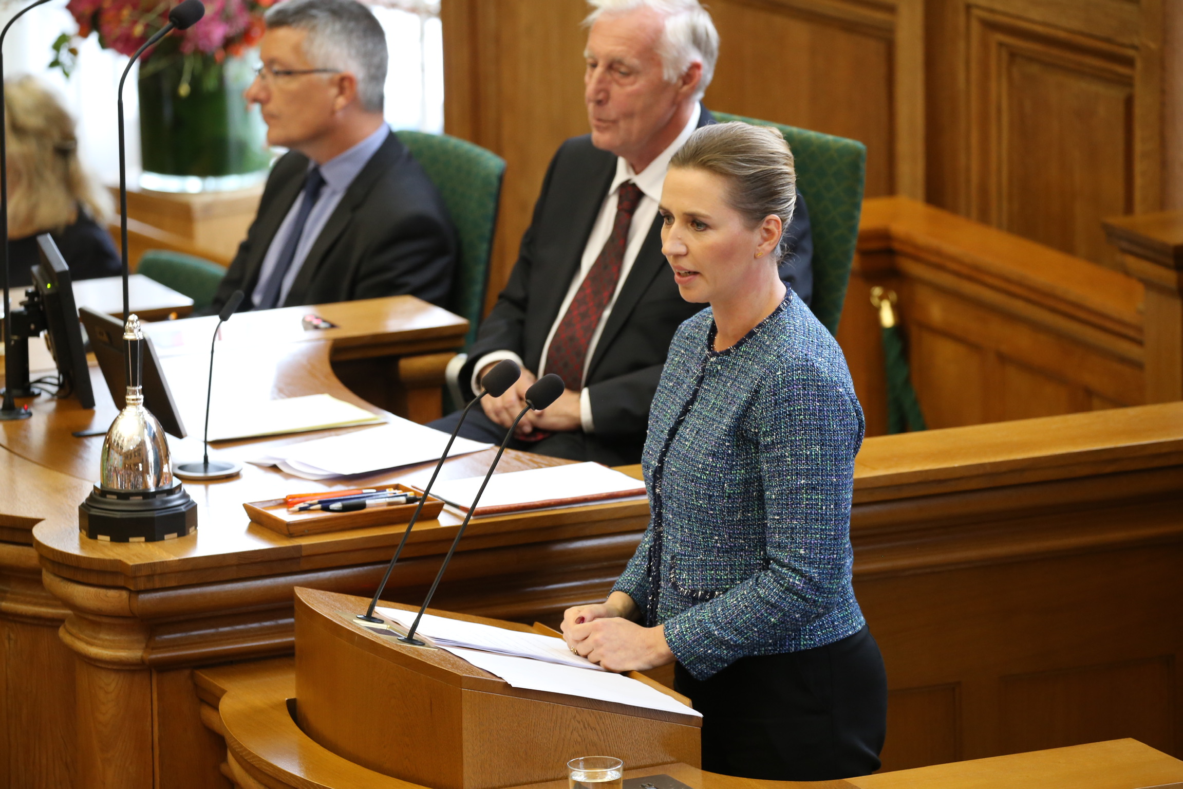 Mette Frederiksen på talerstolen i Folketinget