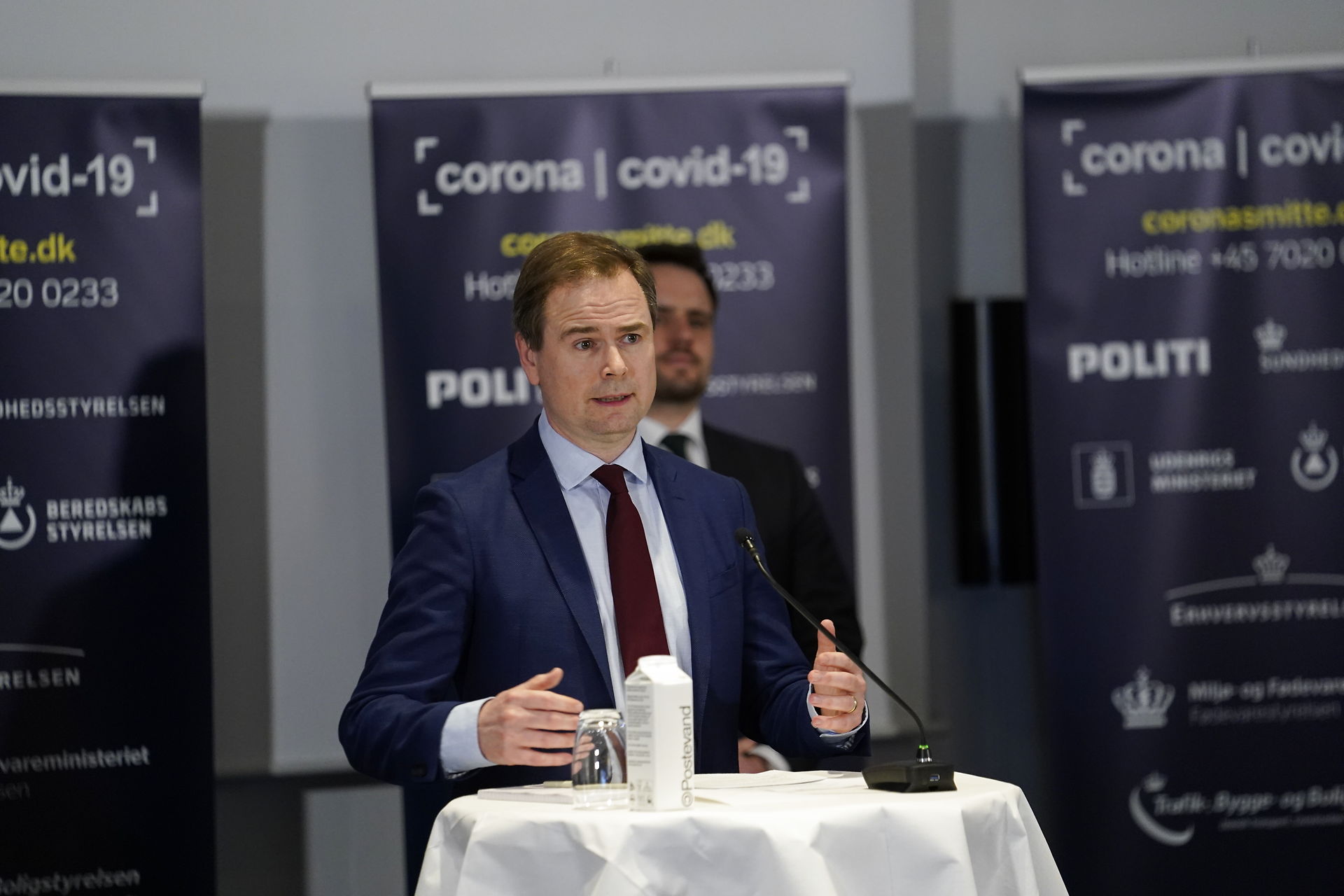 Finansminister Nicolai Wammen taler ved pressemøde