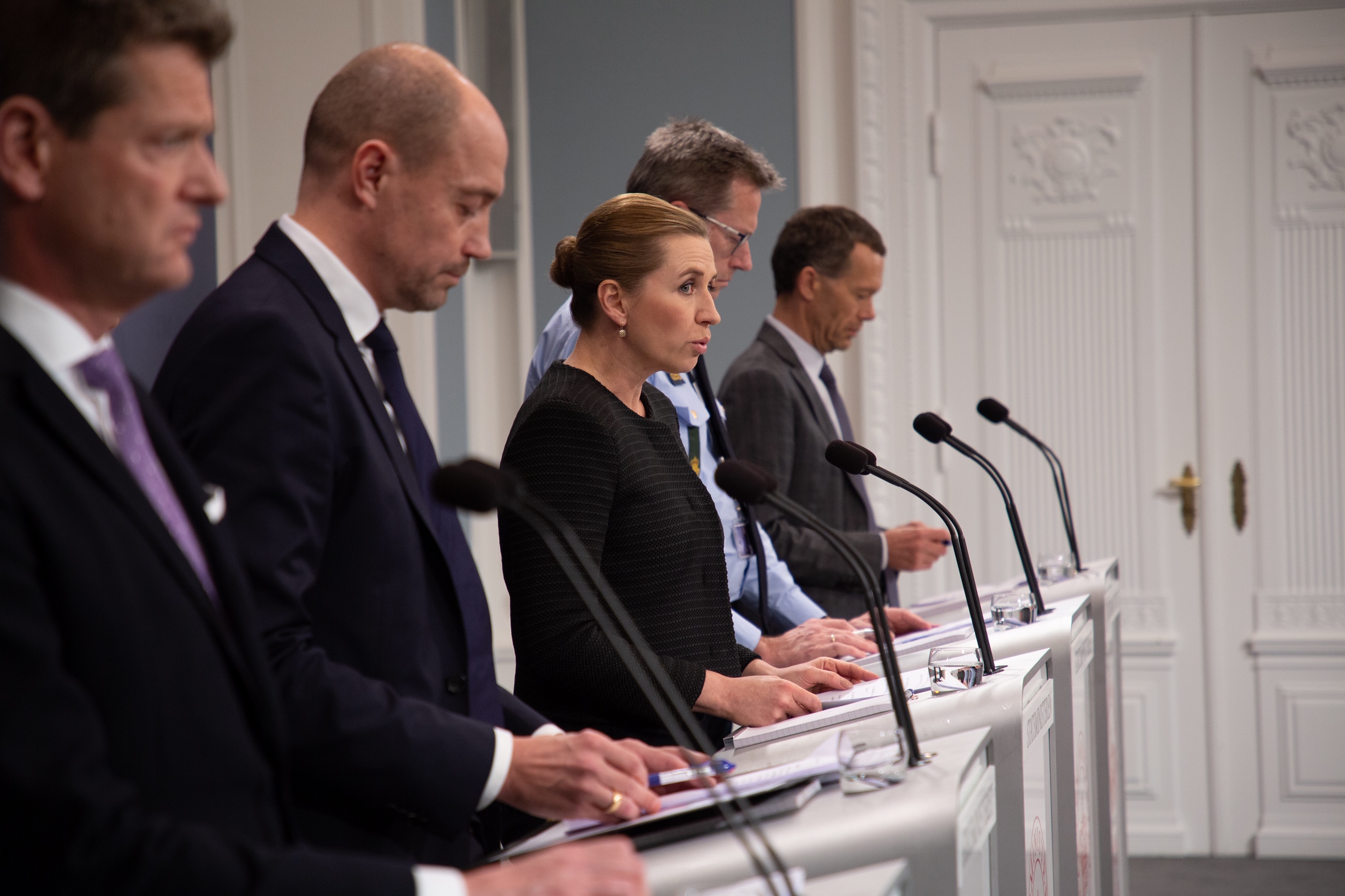 Statsminister Mette Frederiksen taler ved pressemøde i Spejlsalen