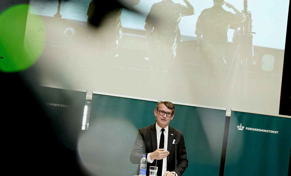 Fungerende forsvarsminister, Troels Lund Poulsen, præsenterer regeringens udspil til forsvarsforlig. 