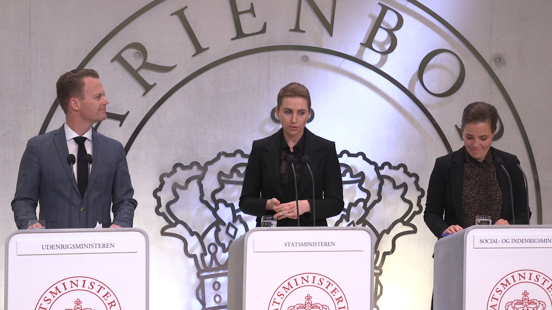 Statsminister Mette Frederiksen taler på Marienborg