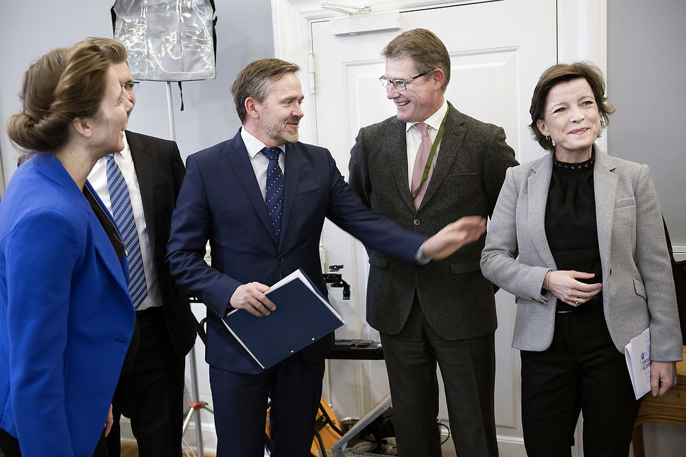 Februar 2017. Udenrigsminister Anders Samuelsen, tidligere Novo-direktør Lars Rebien Sørensen, Ellen Trane Nørby og Karen Ellemann ved præsentation af Danmarks ønske om at huse EU's lægemiddelagentur 