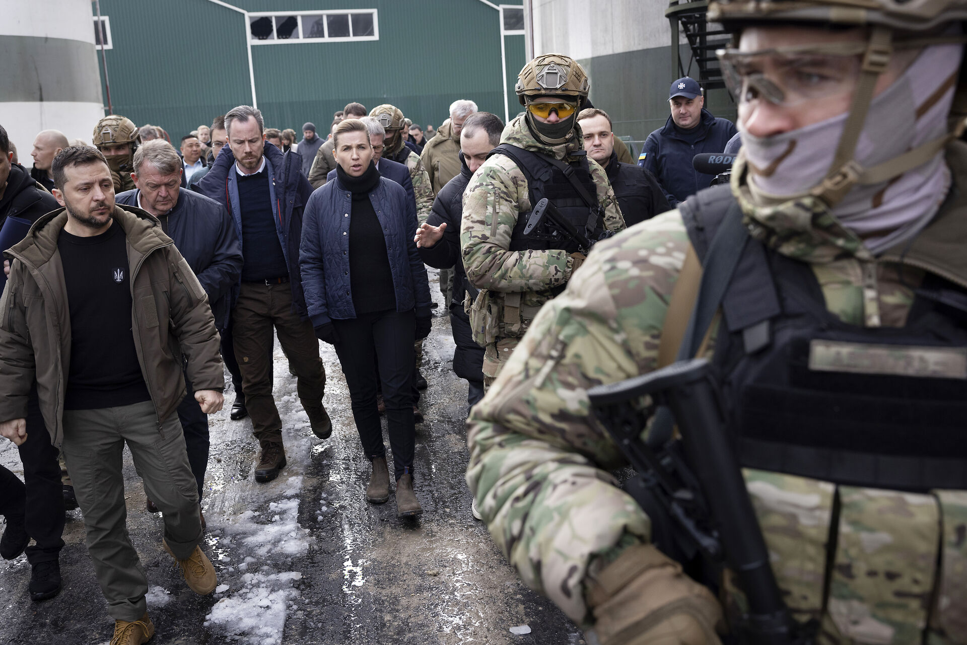 Ukraines præsident Volodymyr Zelenskyy, udenrigsminister Lars Løkke Rasmussen, vicestatsminister og forsvarsminister Jakob Ellemann-Jensen og statsminister Mette Frederiksen på besøg i Ukraine den 30. januar 2023.